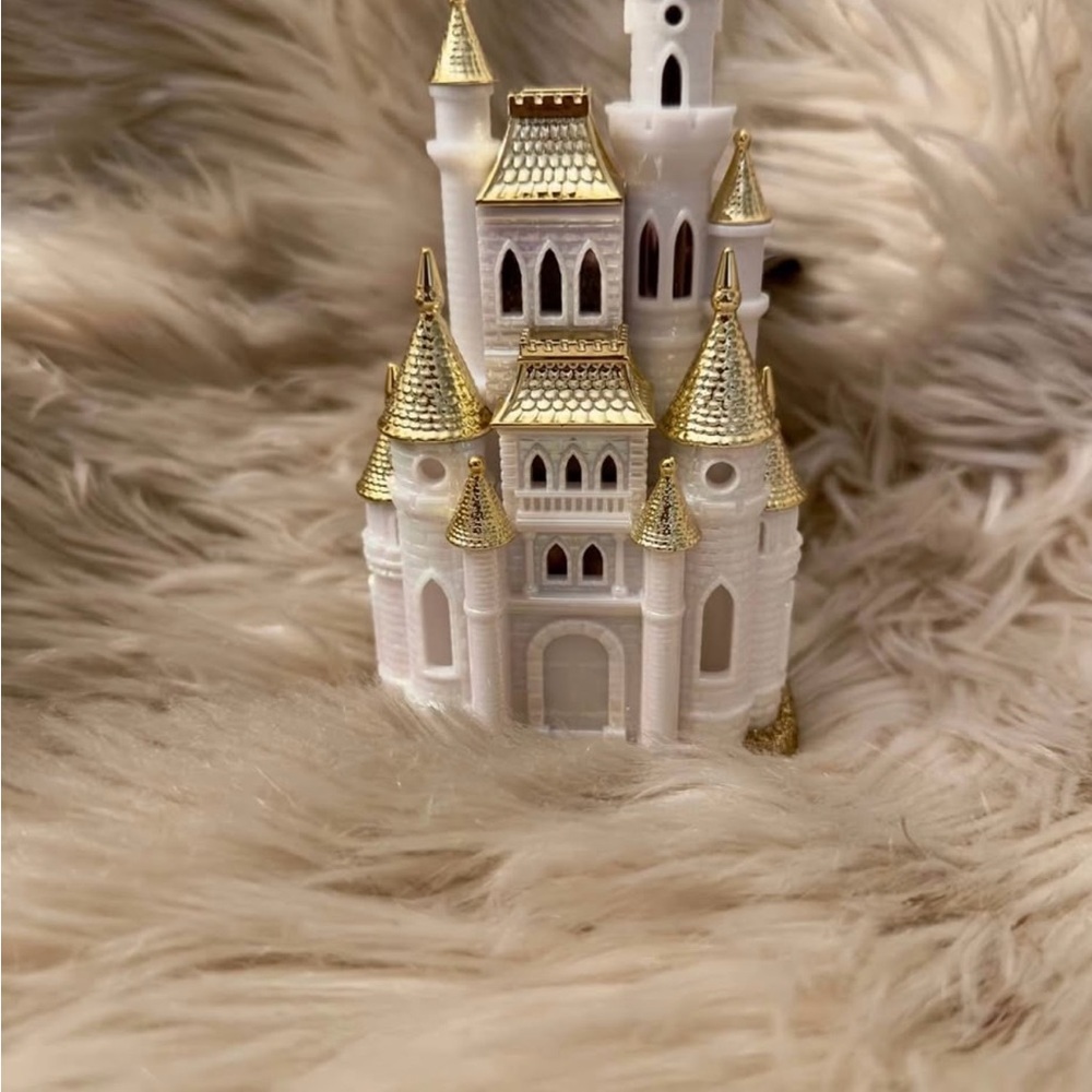 Disney castle Bath & Body Works Disney Princess Collection